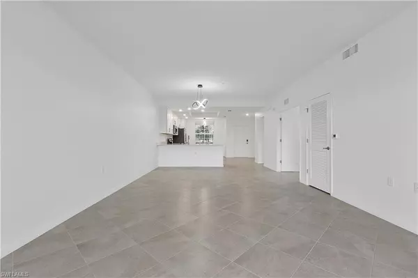 Punta Gorda, FL 33982,15185 Bluffton LN #811