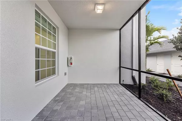 Punta Gorda, FL 33982,15185 Bluffton LN #811