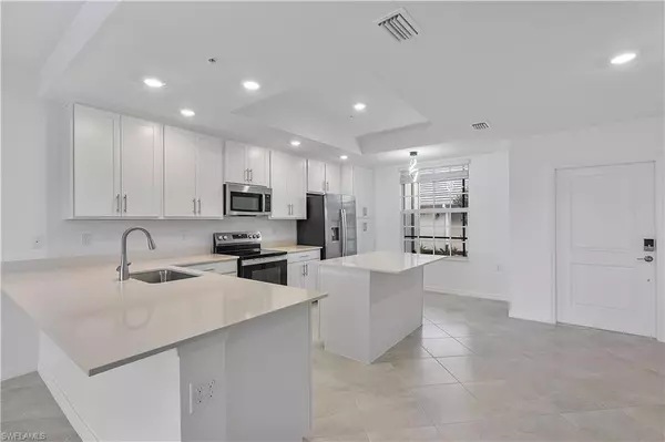 Punta Gorda, FL 33982,15185 Bluffton LN #811