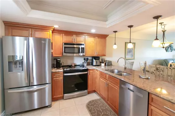 North Fort Myers, FL 33917,16100 Bay Pointe BLVD #105