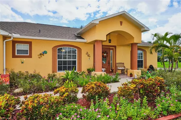 Cape Coral, FL 33991,2322 SW 17th ST