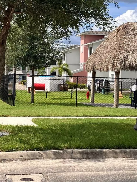 Cape Coral, FL 33909,2904 Tuscan DR #303