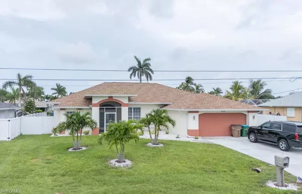 Cape Coral, FL 33990,946 SE 23rd PL