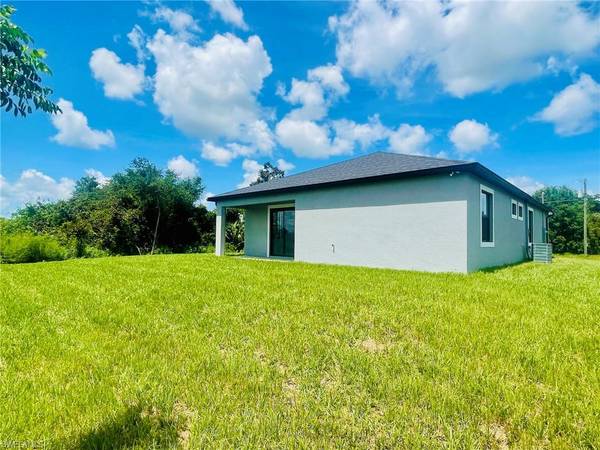 Labelle, FL 33935,2033 INGLEWOOD CIR