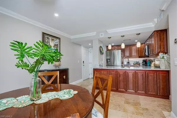 Fort Myers, FL 33916,2885 Palm Beach BLVD #305