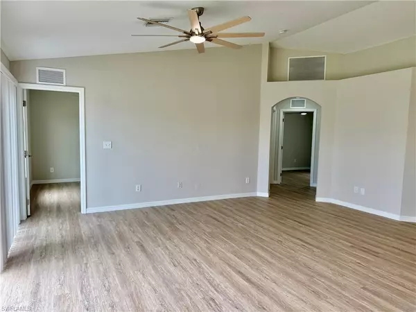 Cape Coral, FL 33993,2307 NW 7th PL