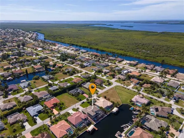 Cape Coral, FL 33914,2827 SW 33rd ST