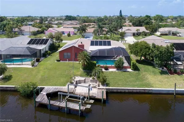 Cape Coral, FL 33990,1422 SE 12th TER