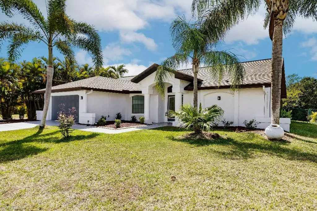 Cape Coral, FL 33909,8 NE 8th PL