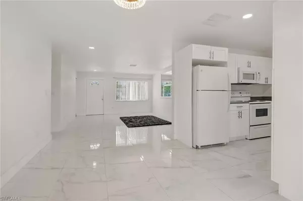 Cape Coral, FL 33904,4838 Tudor DR