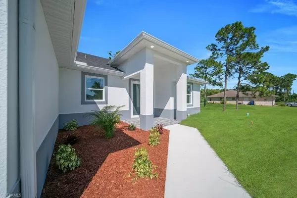 Lehigh Acres, FL 33971,2912 14th ST W
