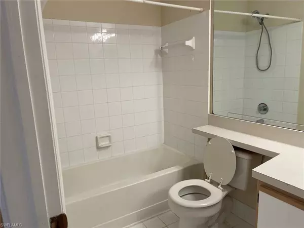 Fort Myers, FL 33966,6330 Aragon WAY #108