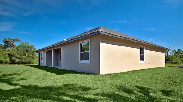 Labelle, FL 33935,9019 Lamkin CIR