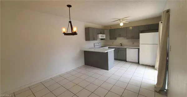Fort Myers, FL 33907,12348 Woodrose CT #1