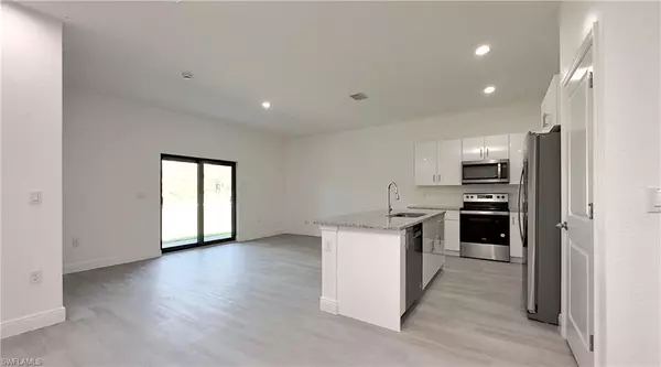 Labelle, FL 33935,9020 Green CIR