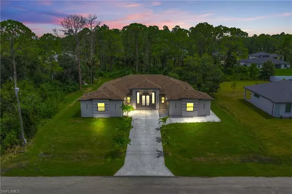 Lehigh Acres, FL 33972,1016 Magnolia AVE
