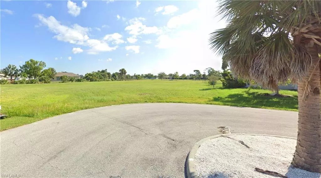 Punta Gorda, FL 33955,16308 Navarro CT