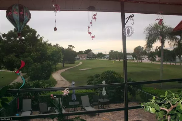 4728 Orange Grove BLVD #10, North Fort Myers, FL 33903