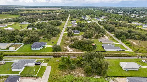 Lehigh Acres, FL 33976,2518 54th ST SW