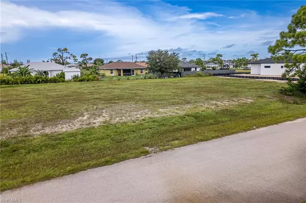 Cape Coral, FL 33993,2726 NW 19th AVE