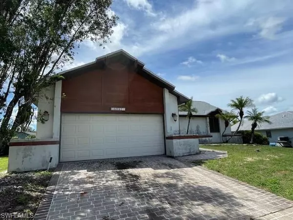 6057 Birnam Wood LN, Fort Myers, FL 33908