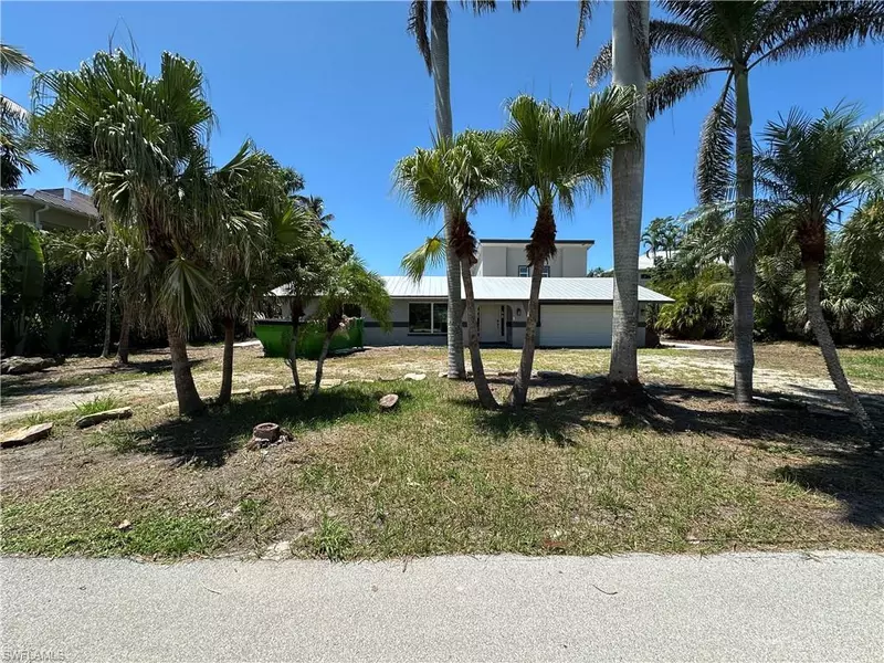3784 Coquina DR, Sanibel, FL 33957
