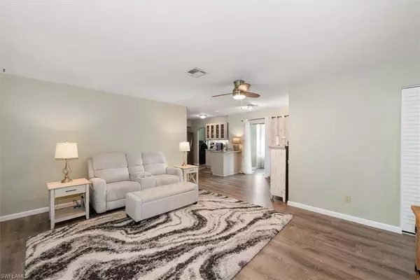 Lehigh Acres, FL 33936,108 Contee DR