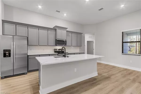 Cape Coral, FL 33914,2705 SW 4th AVE