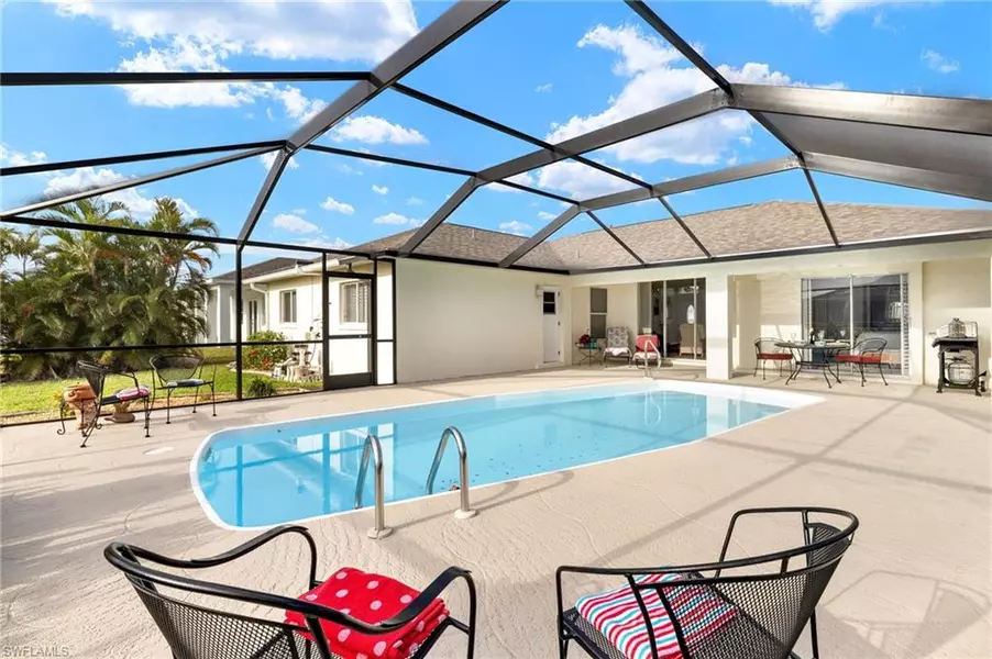 2305 SW 19th PL, Cape Coral, FL 33991