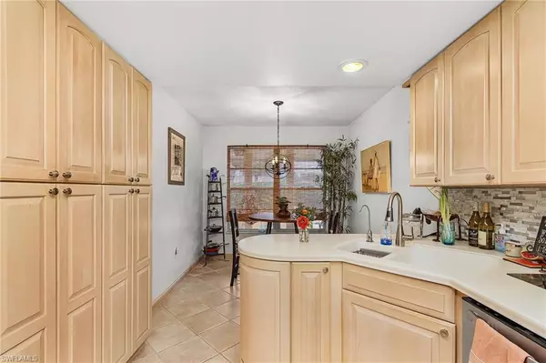 Cape Coral, FL 33904,3605 Country Club BLVD #3