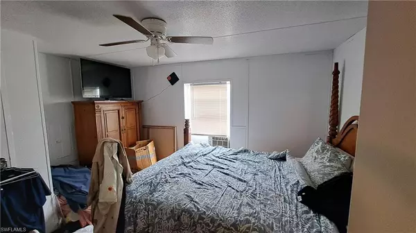 Clewiston, FL 33440,951 Virginia AVE