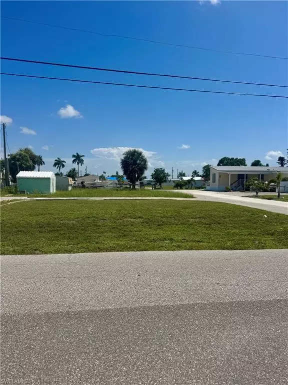 St. James City, FL 33956,4765 Curlew DR