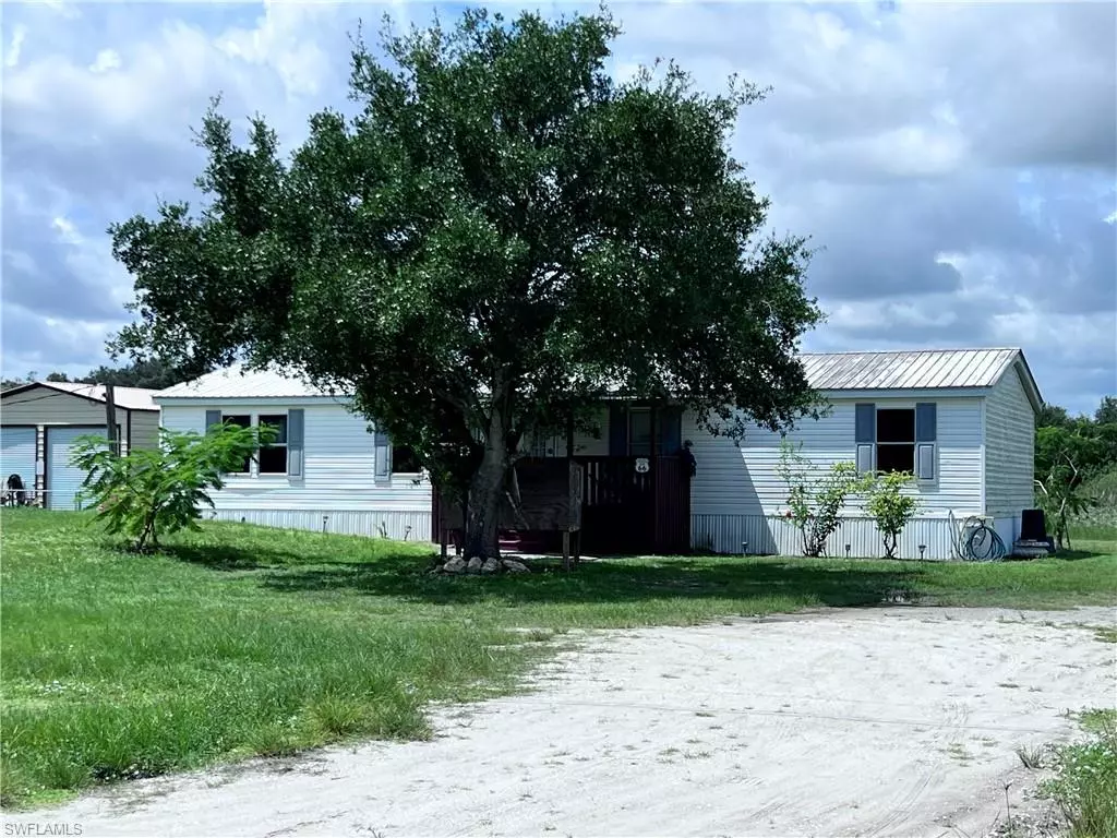 Labelle, FL 33935,3704 DUSTIN DR