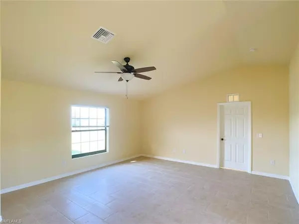 Cape Coral, FL 33909,125 NE 7th TER