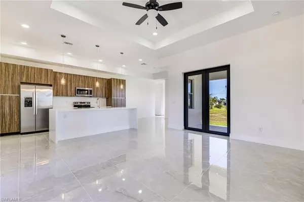 Cape Coral, FL 33993,Address not disclosed