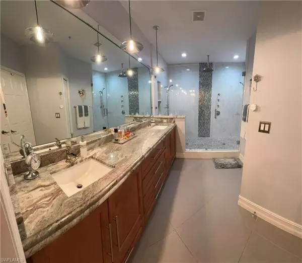 Naples, FL 34104,945 Eastham WAY #H202