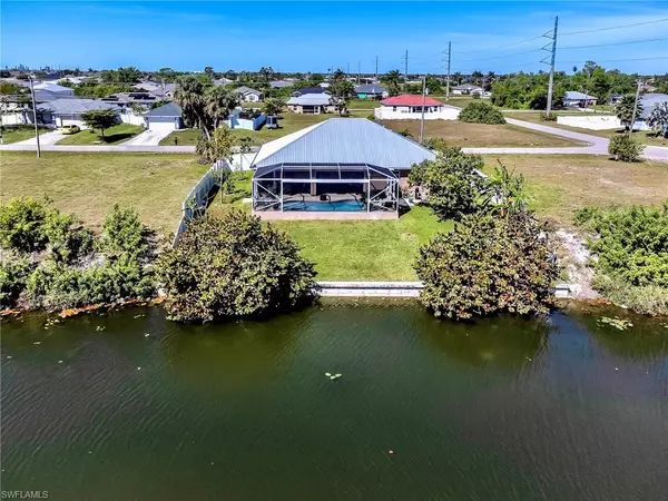 Cape Coral, FL 33909,2707 NE 5th PL