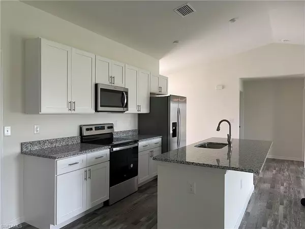 Cape Coral, FL 33993,1121 NW 13th TER