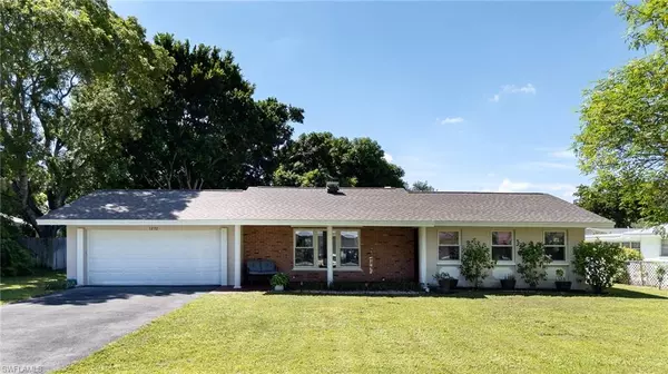 1292 Biltmore DR, Fort Myers, FL 33901