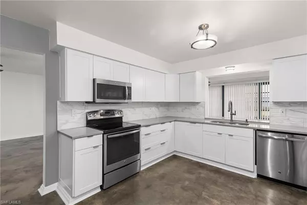 Fort Myers, FL 33919,1331 S Brandywine CIR