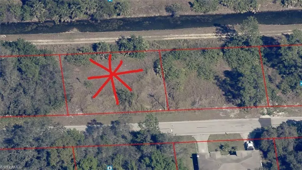 1721/1723 E 12th ST, Lehigh Acres, FL 33972