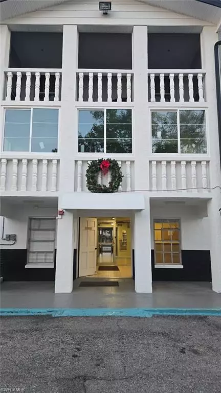 Fort Myers, FL 33901,3704 Broadway #112