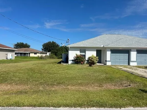 Lehigh Acres, FL 33971,2453 Daniel AVE N