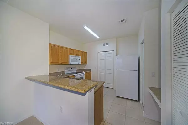 Cape Coral, FL 33909,1757 Concordia Lake CIR #3405