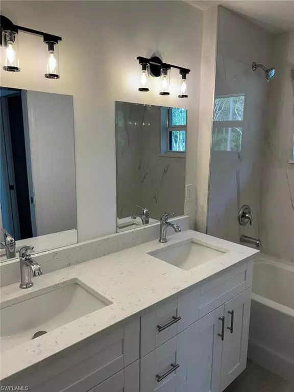 Lehigh Acres, FL 33971,3308 49th ST W