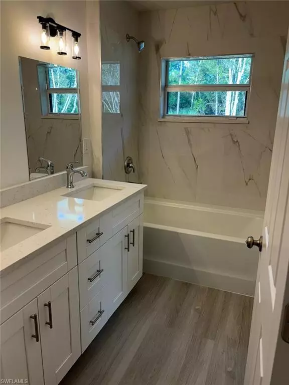 Lehigh Acres, FL 33971,3308 49th ST W