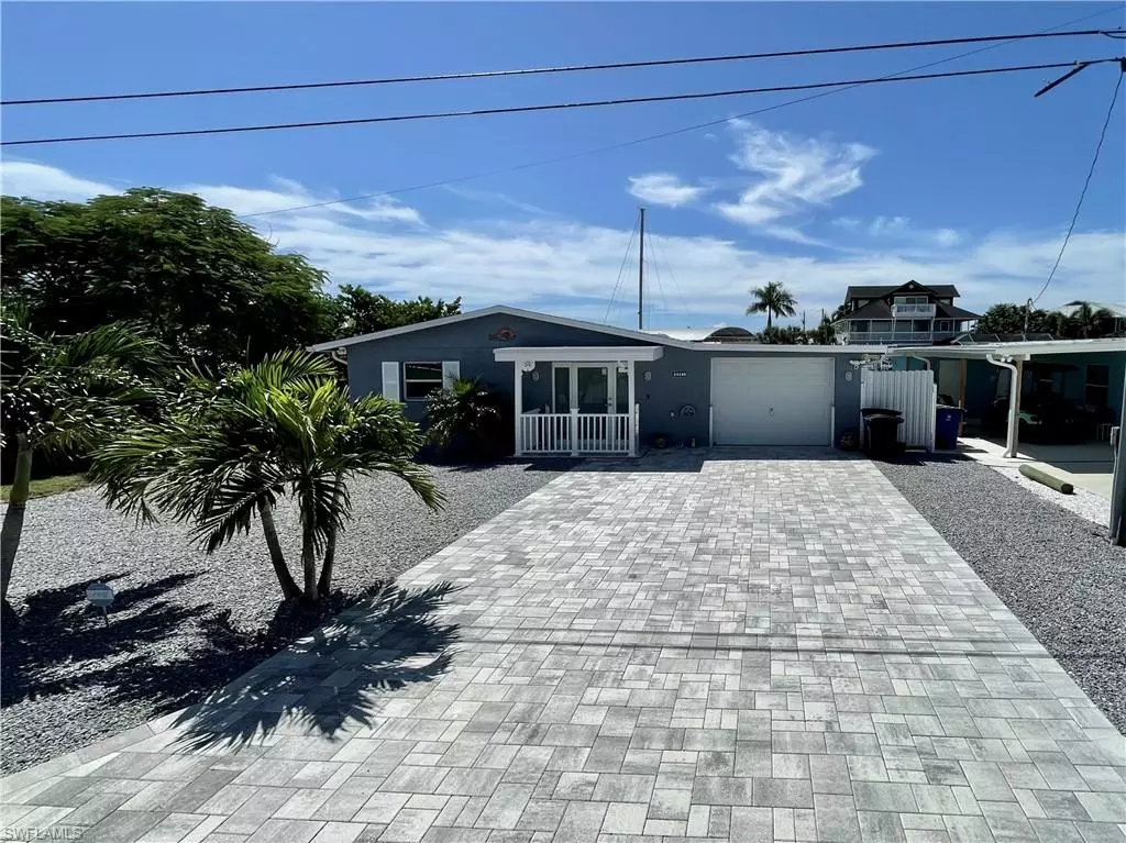 St. James City, FL 33956,2351 Oleander ST