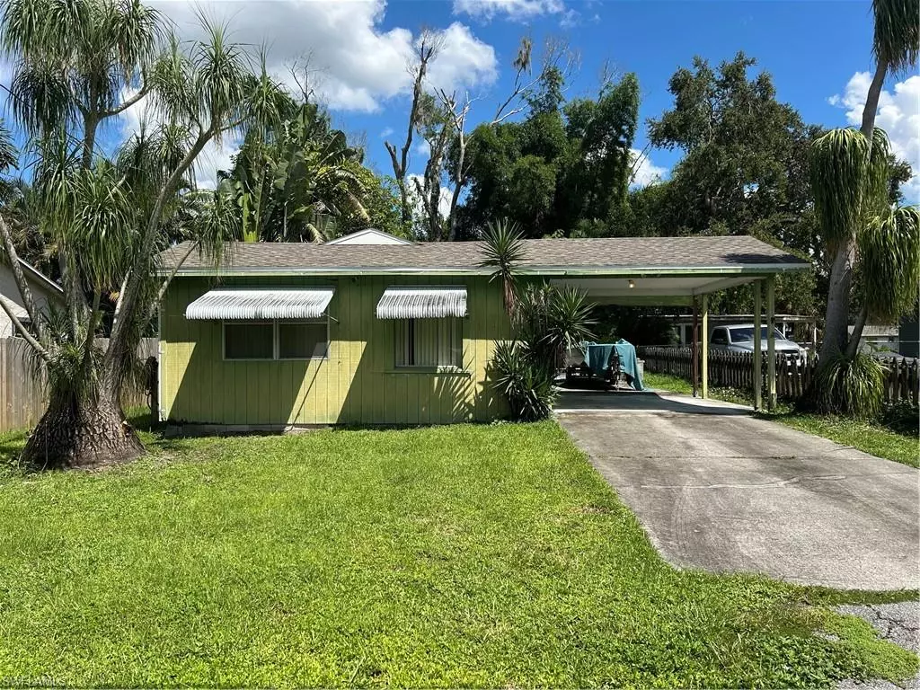 Fort Myers, FL 33905,263 Kingston DR