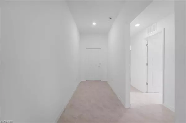 Cape Coral, FL 33909,4138 E Gator CIR