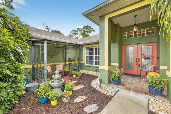 Lehigh Acres, FL 33972,608 Canton AVE